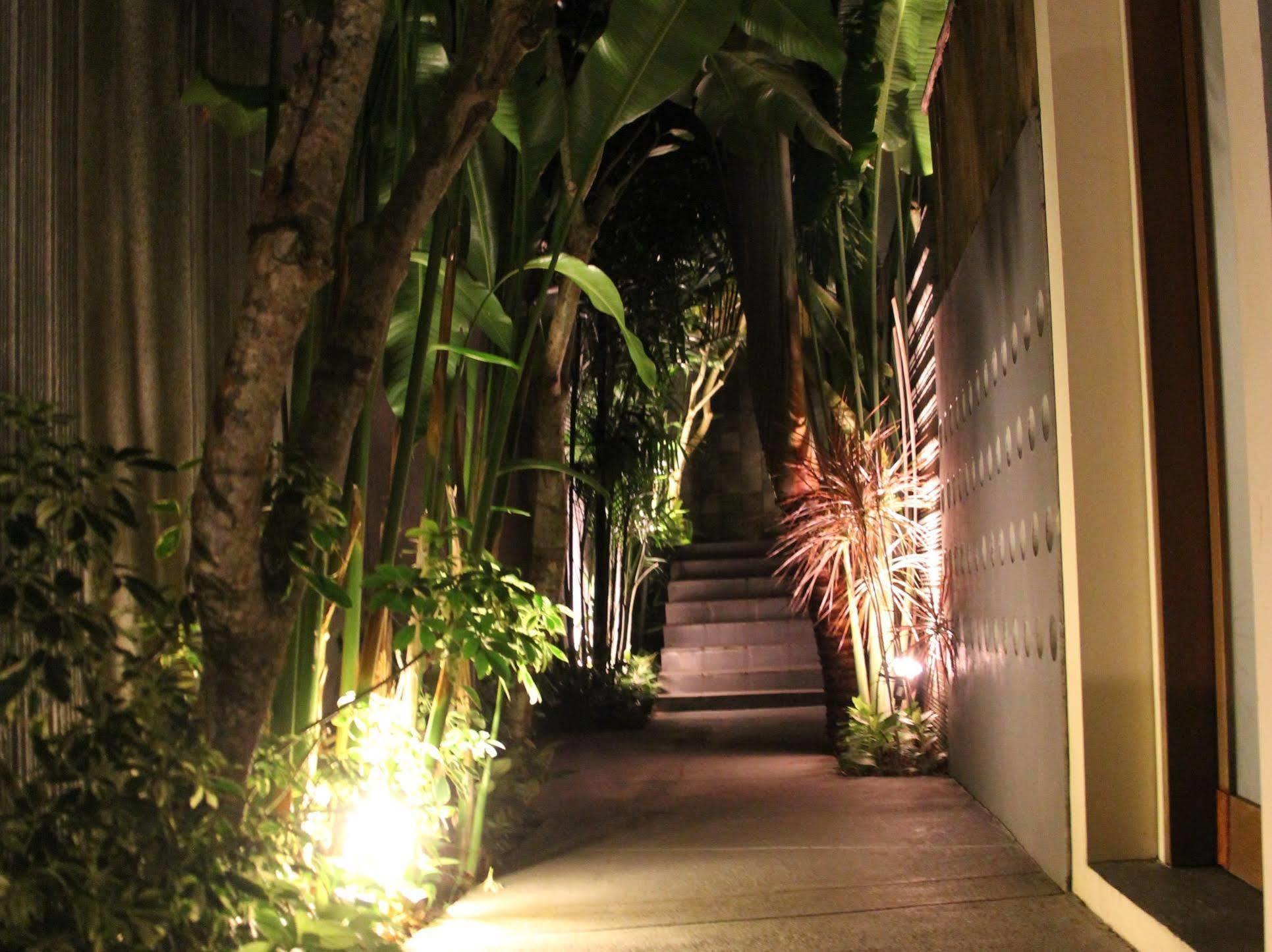 Villa Travis Seminyak Eksteriør bilde