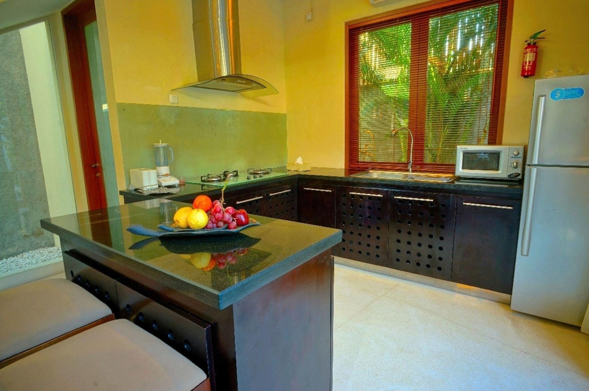 Villa Travis Seminyak Eksteriør bilde